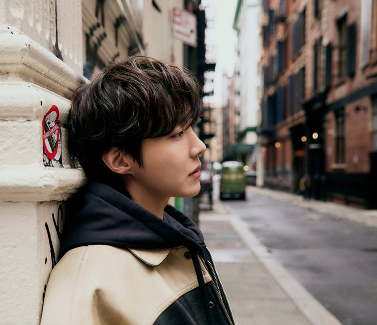 Weverse Magazine: On j-hope’s street