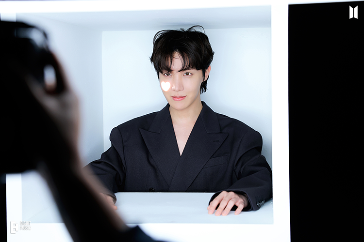 Photos: j-hope 'Jack In The Box (HOPE Edition)' Jacket Photo Sketch