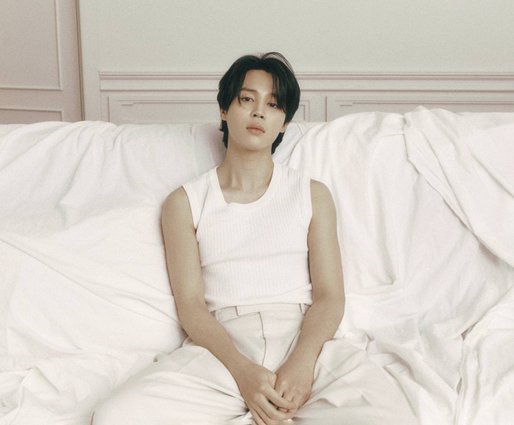 Jimin’s “FACE” Re-Enters Billboard 200 + Returns To No. 1 On World Albums Chart Following Vinyl Release