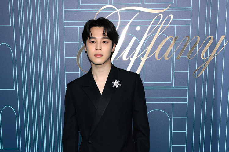 Photos: Jimin at Reopening Of The Landmark for Tiffany & Co.