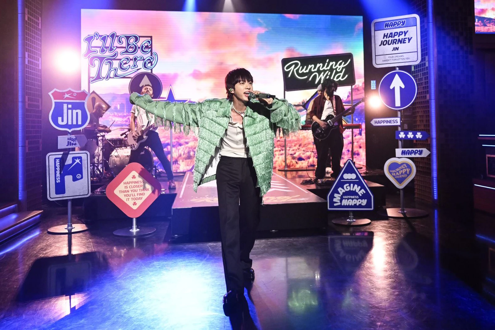 WATCH: 진 (Jin) 'The Tonight Show Starring Jimmy Fallon' Behind - BTS (방탄소년단)