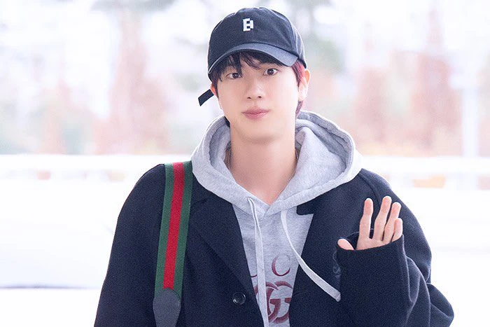 Photos: November 26 - Gimpo International Airport Departure: Jin