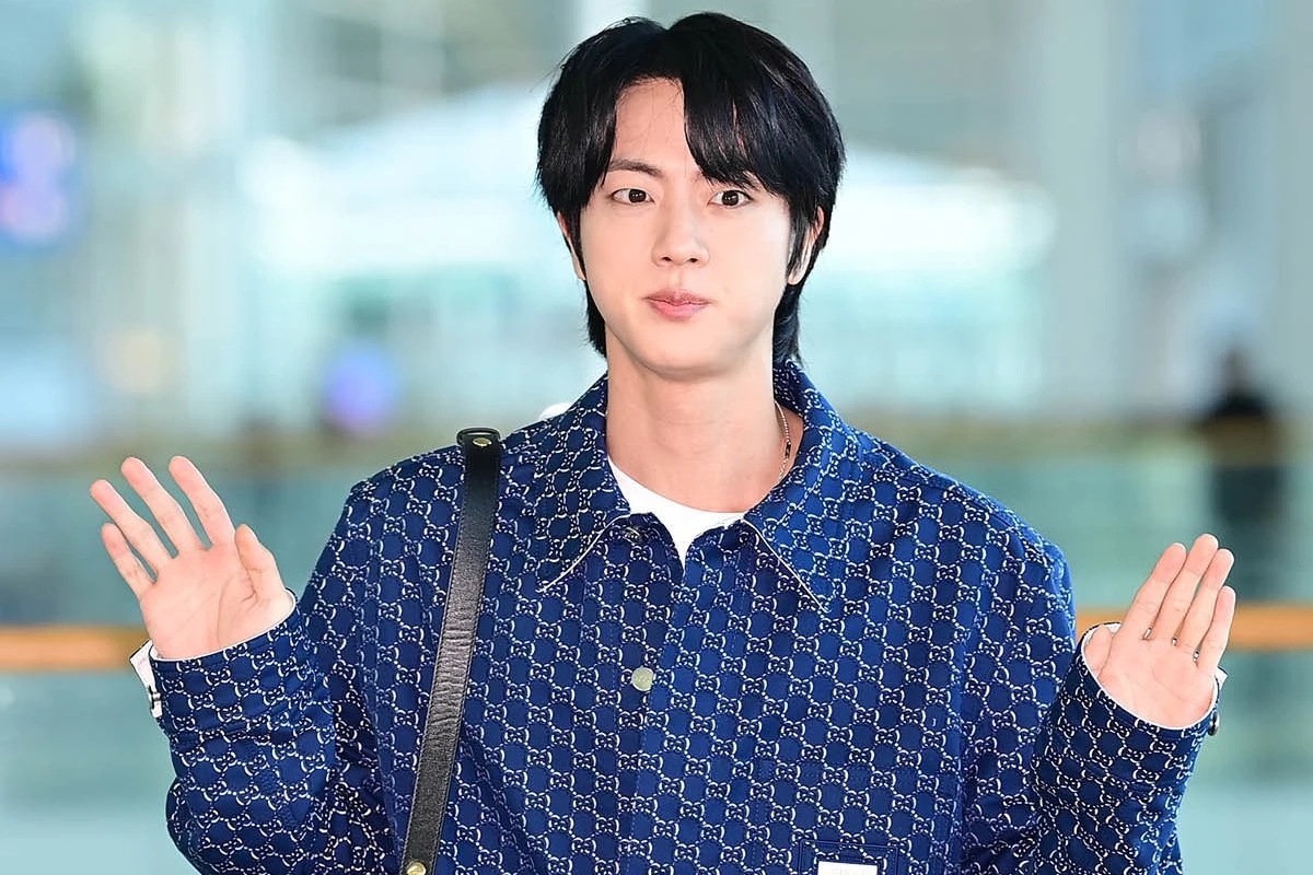 Photos: February 23 - Incheon International Airport Departure: Jin