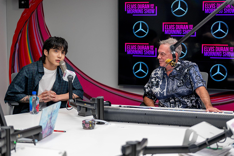 Watch: Jung Kook On "Seven" And Performing On The Moon | Elvis Duran Show
