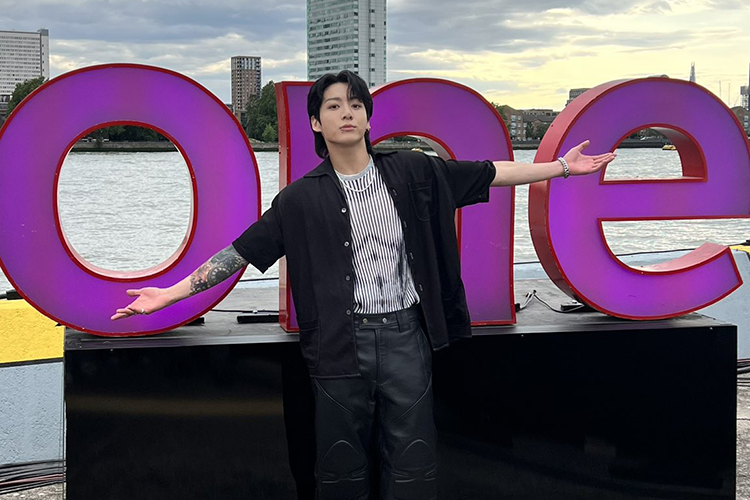 Watch: Jung Kook - 'Seven' Live from London on The One Show