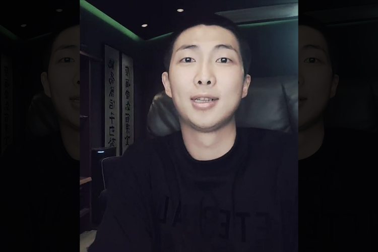 Watch: 08.12.2023 RM on Weverse Live!