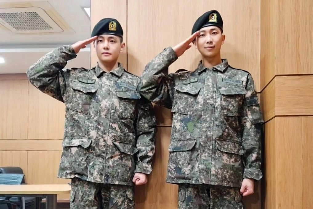 RM And V Aka Kim Taehyung Graduate As Elite Military Trainees