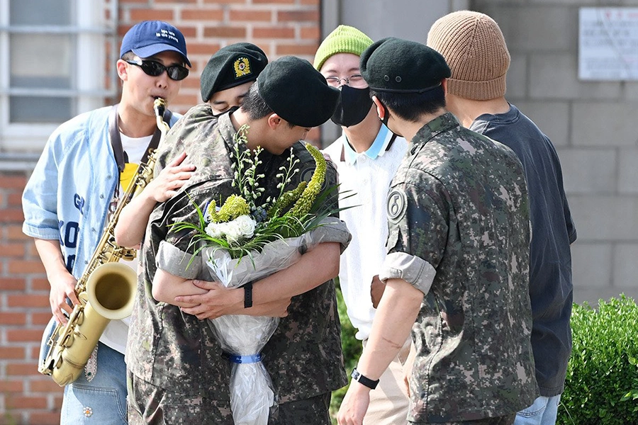 Photos: Jin Is Back, Completes Military Service