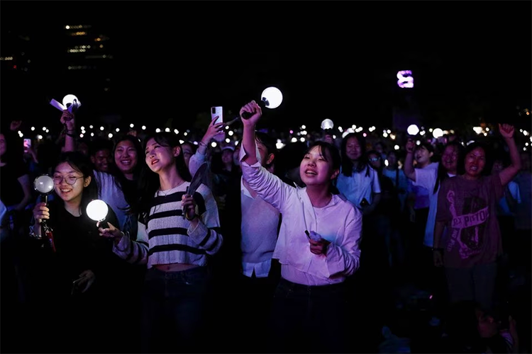 Seoul hosts large crowds as BTS fans celebrate 10-year anniversary