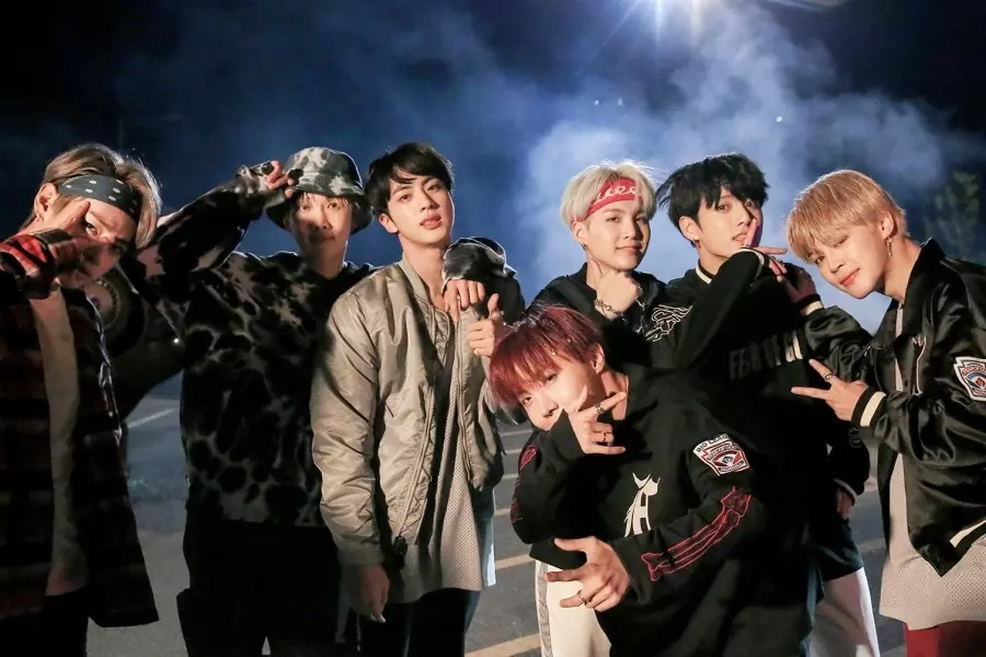 BTS’s “MIC Drop” Remix Becomes Their 4th MV To Hit 1.4 Billion Views