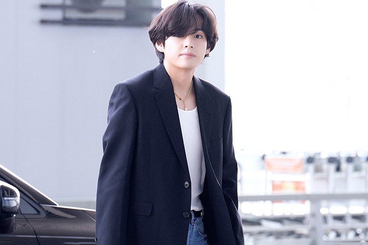 V Reported To Release 1st Solo Album This Year + BIGHIT MUSIC Responds